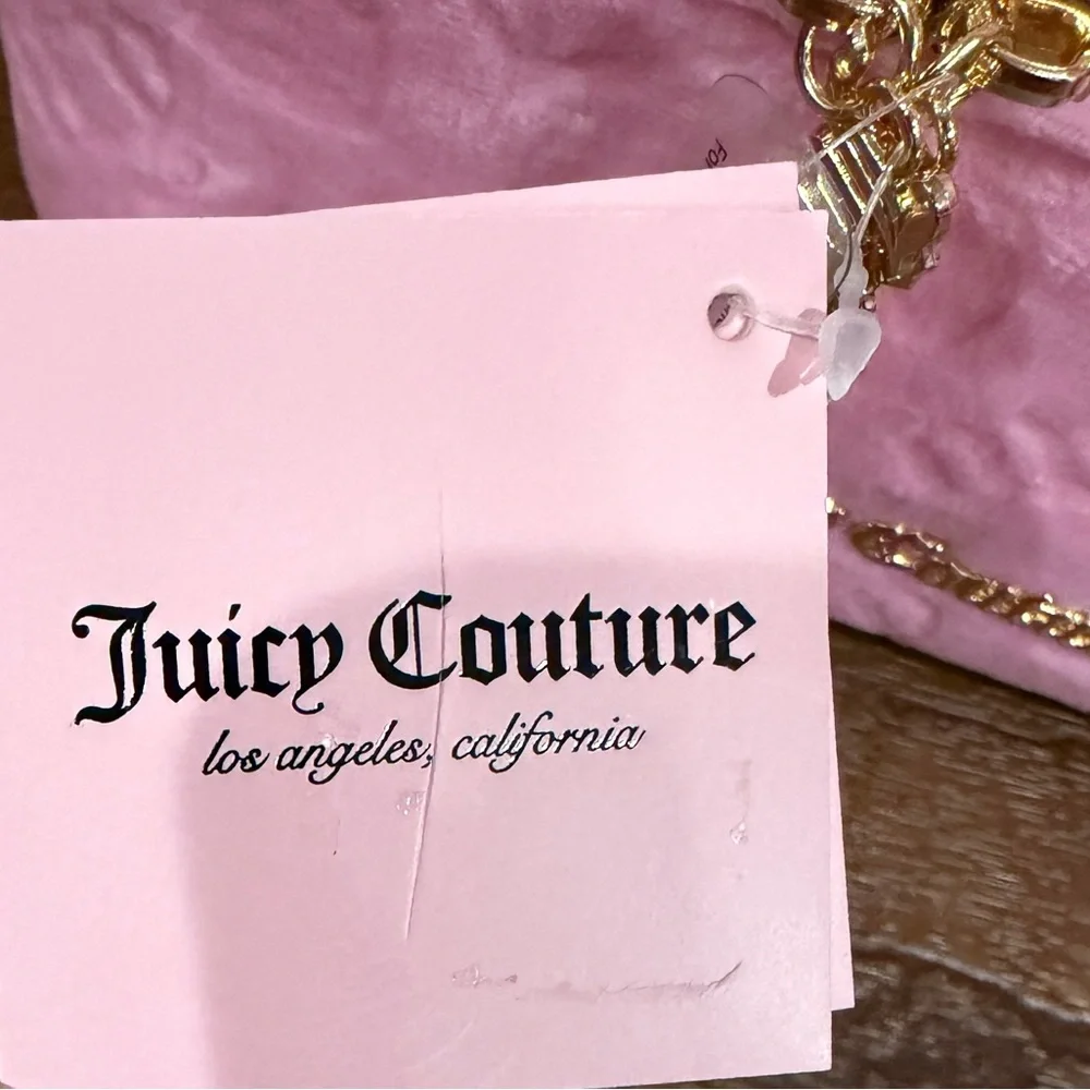 NWT- Juicy Couture Pink Faux-Fur Cosmetic Bag with Gold Accents - Picture 7 of 12